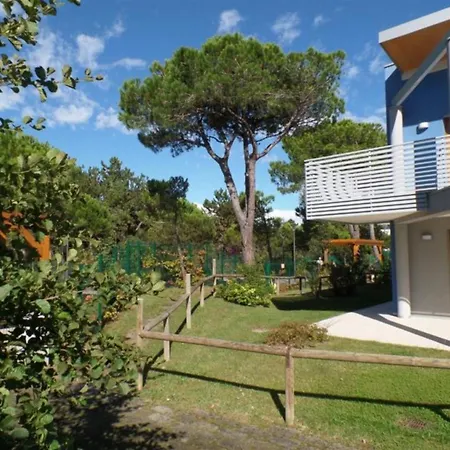 Modern Ground-floor Flat Near The Shores-bibione Apartment *