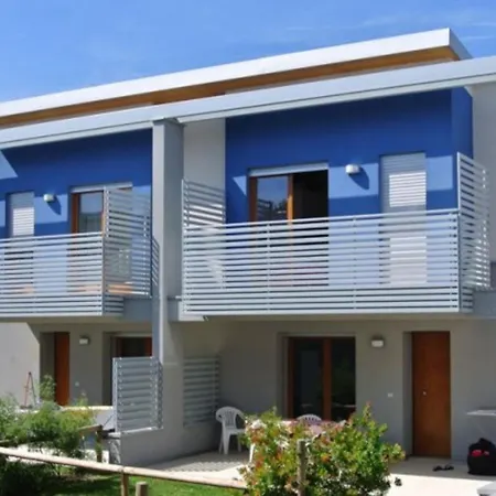 Modern Ground-floor Flat Near The Shores-bibione Apartment *